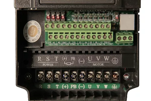 Частотный преобразователь ESQ-600-4T0150G/0185P 15/18.5кВт 380-460В купить в интернет-магазине