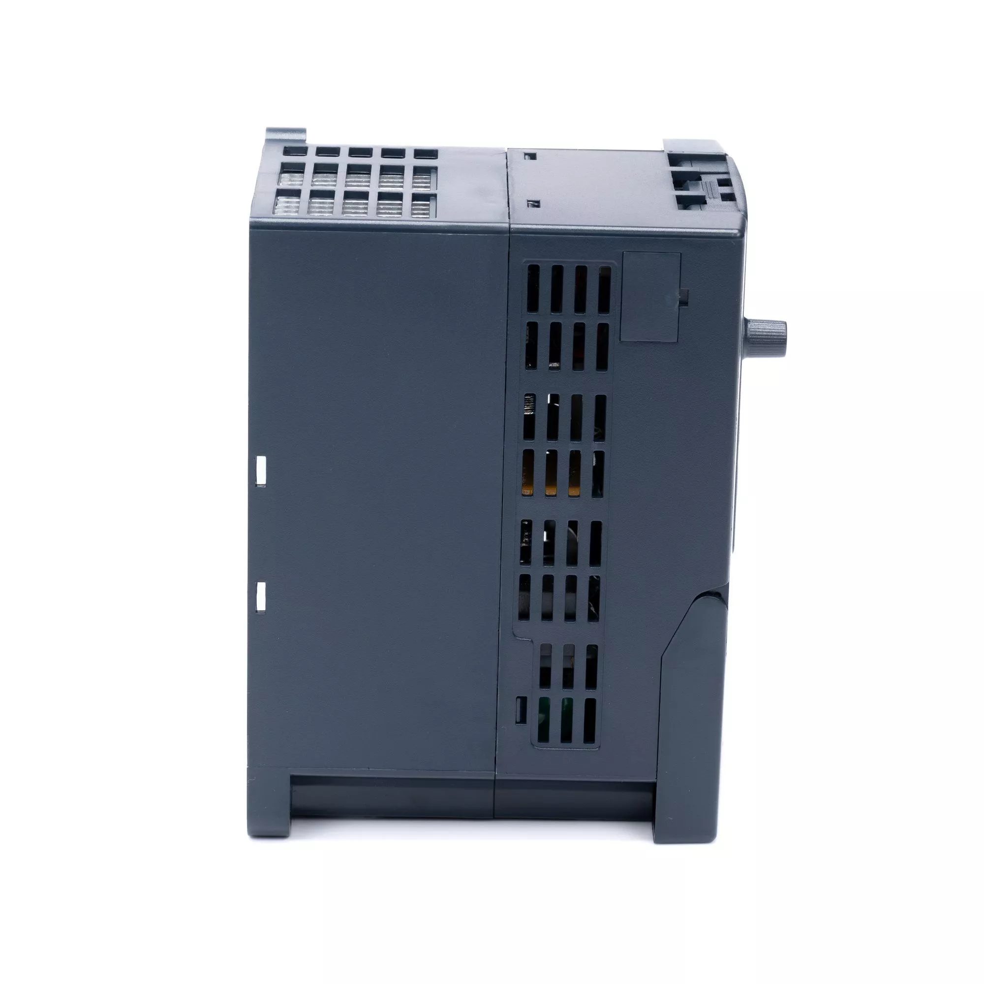 Частотный преобразователь ESQ-A200-2S0037 3.7кВт 200-260В (для однофазного двигателя) купить в интернет-магазине